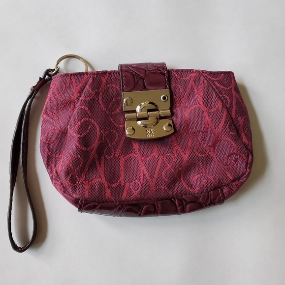 New York & Company Burgundy Wristlet - Picture 1 of 4